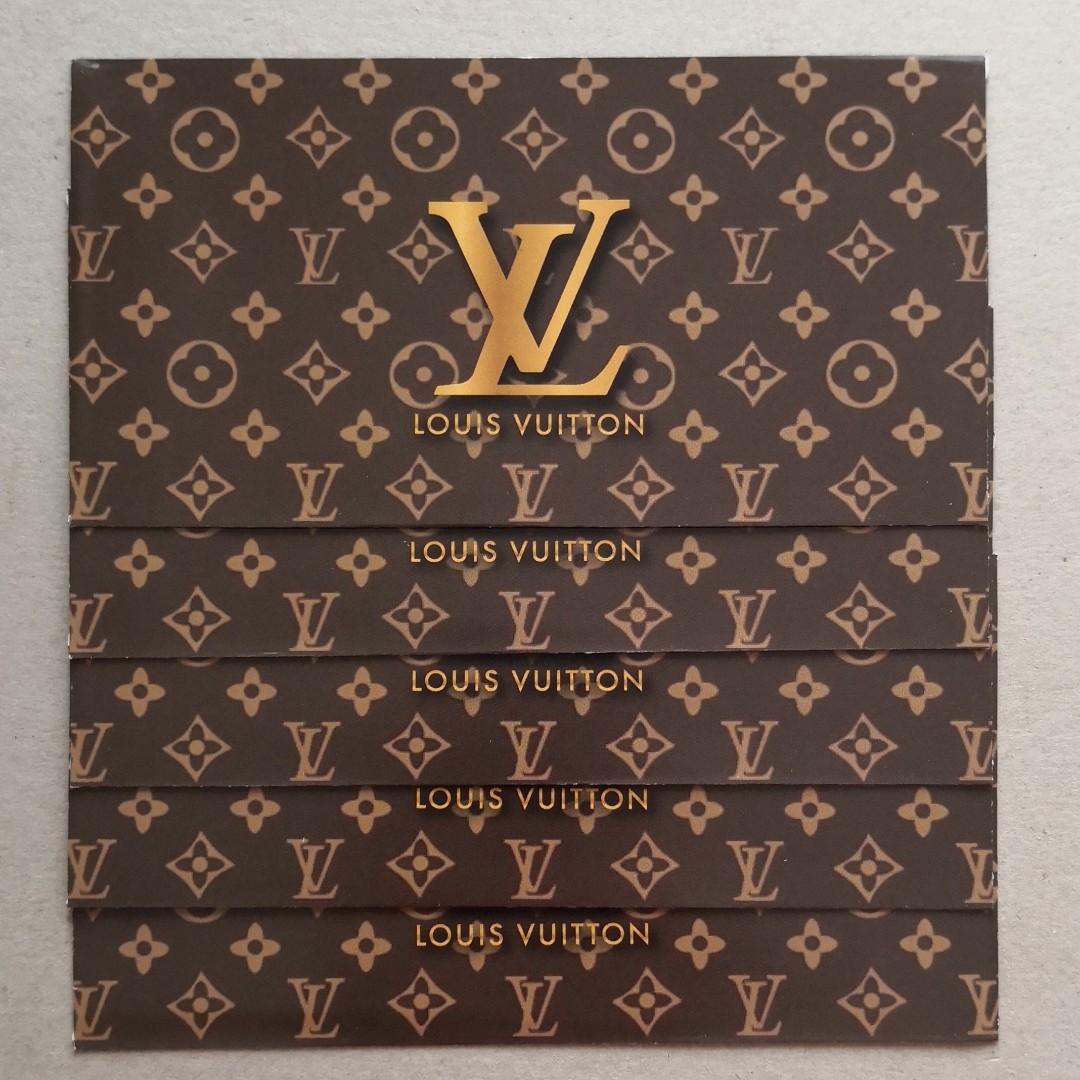 LIMITED EDITION) Louis Vuitton LV Set of 8 Angpaos - CNY Year of