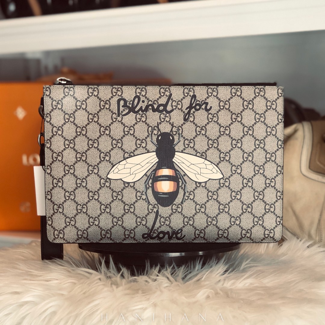 AUTHENTIC GUCCI BESTIARY CLUTCH BAG Luxury Bags Wallets on