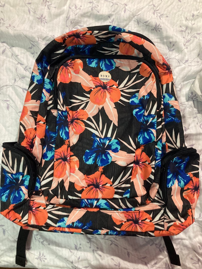 Authentic NWNT Roxy Floral Backpack Bag Women s Fashion Bags