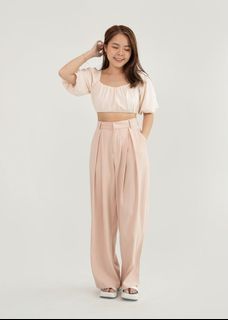 BNWT Fantasy Wide Legged Pants In Pink