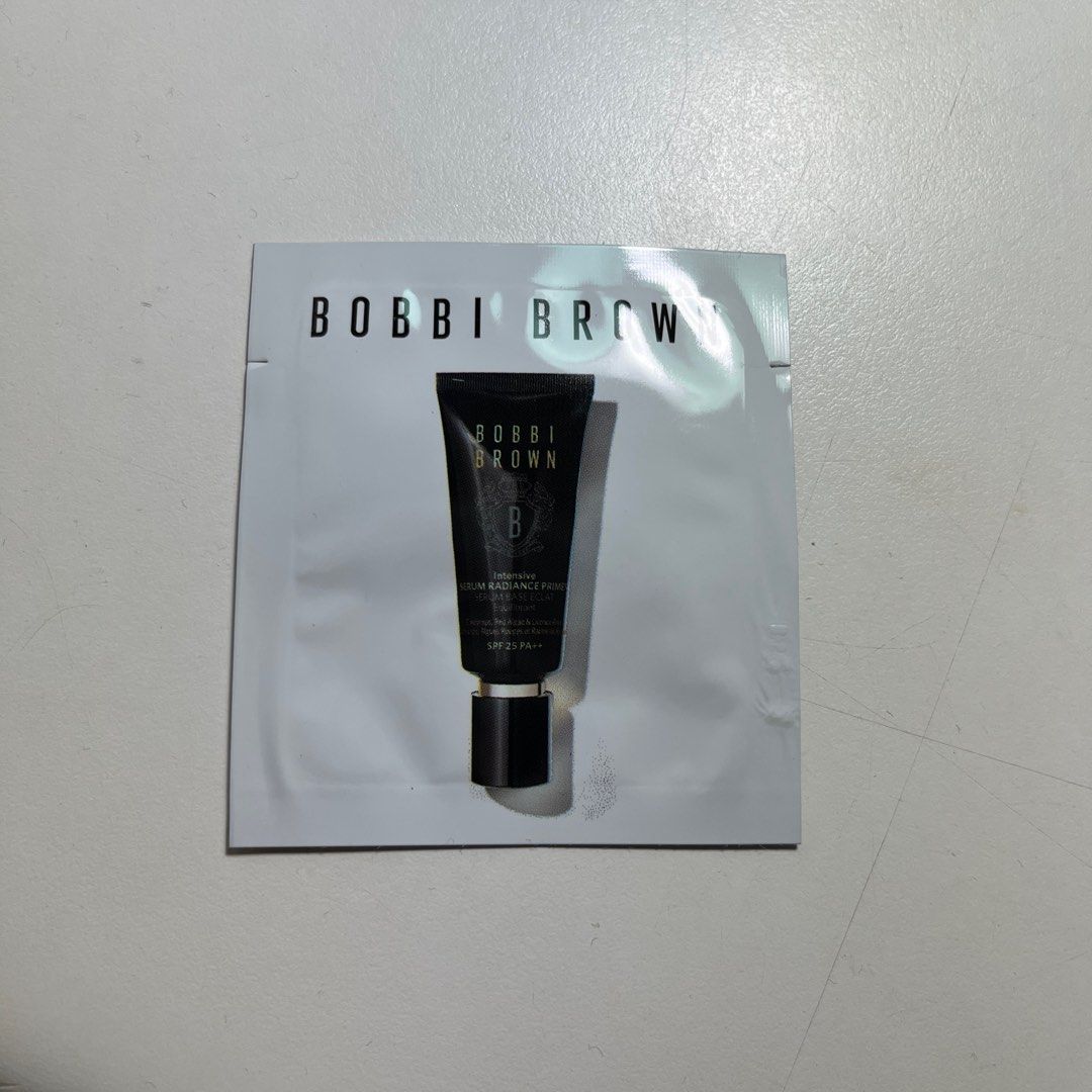 Bobbi Brown 冬蟲夏草精華亮膚持妝乳, 美妝保養, 臉部護理, 面部