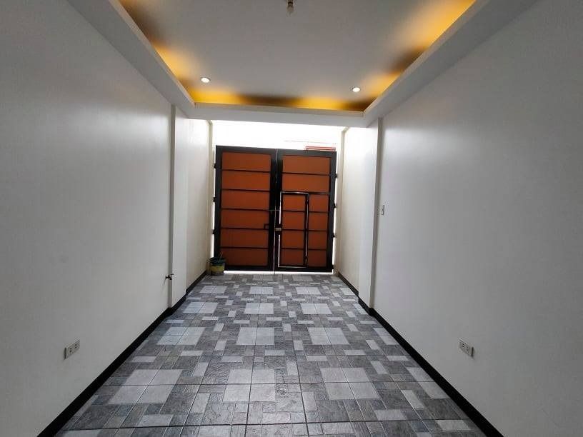 Brand New 3 Storey Townhouse in La loma Quezon City for Sale, Property