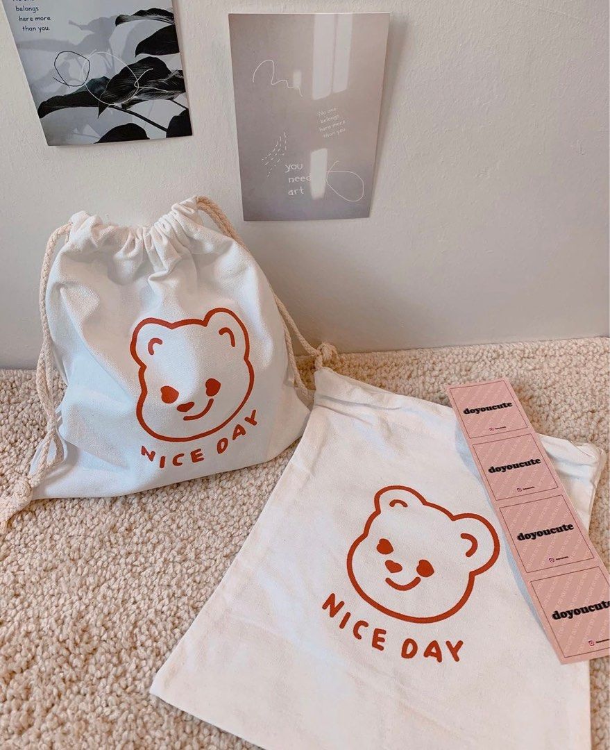 BRAND NEW CUTE DRAWSTRING POUCH
