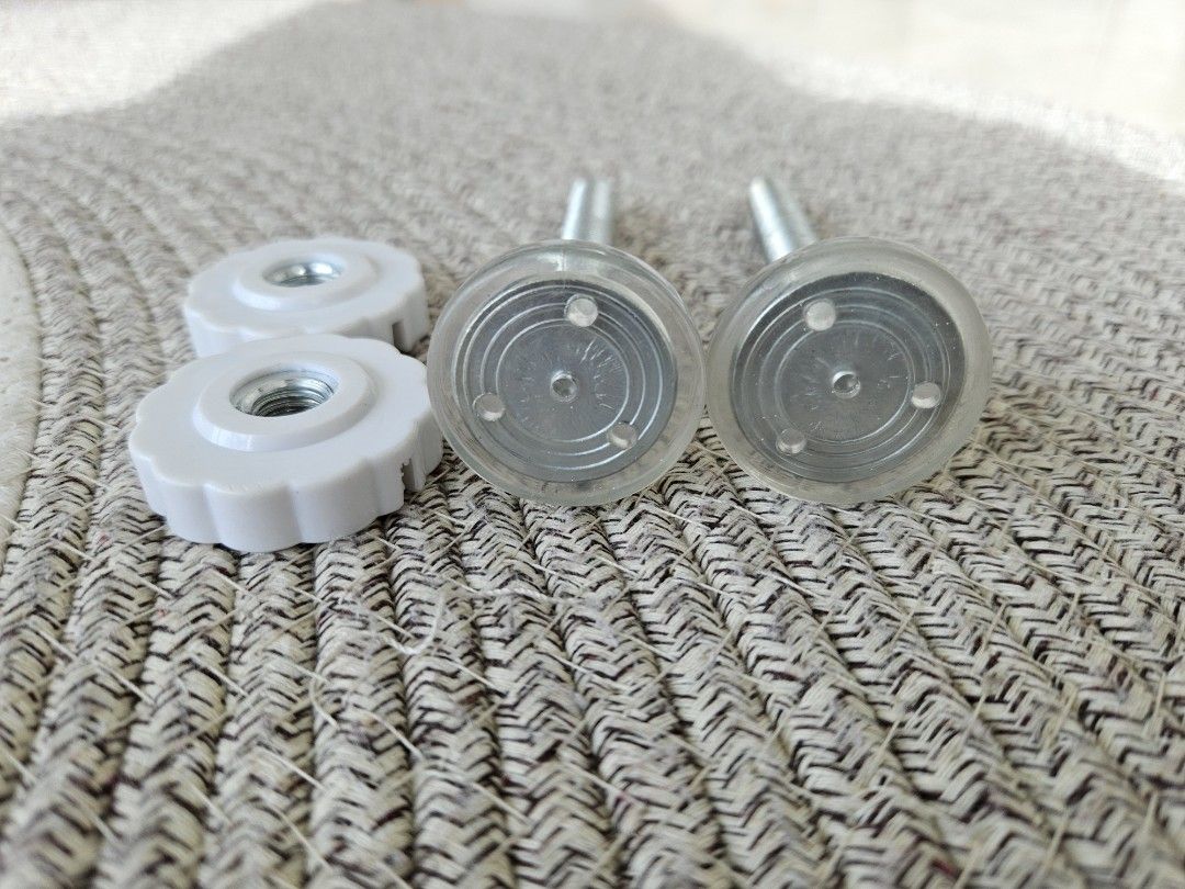 Brand New Pressure Screws for Baby Safety Gate, Babies & Kids, Baby Nursery & Kids Furniture