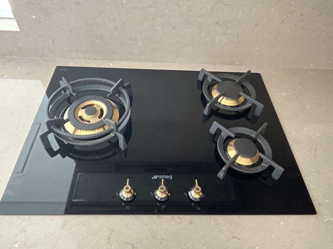 [Brand New] Smeg Gas Hob 700mm - Classica, TV & Home Appliances