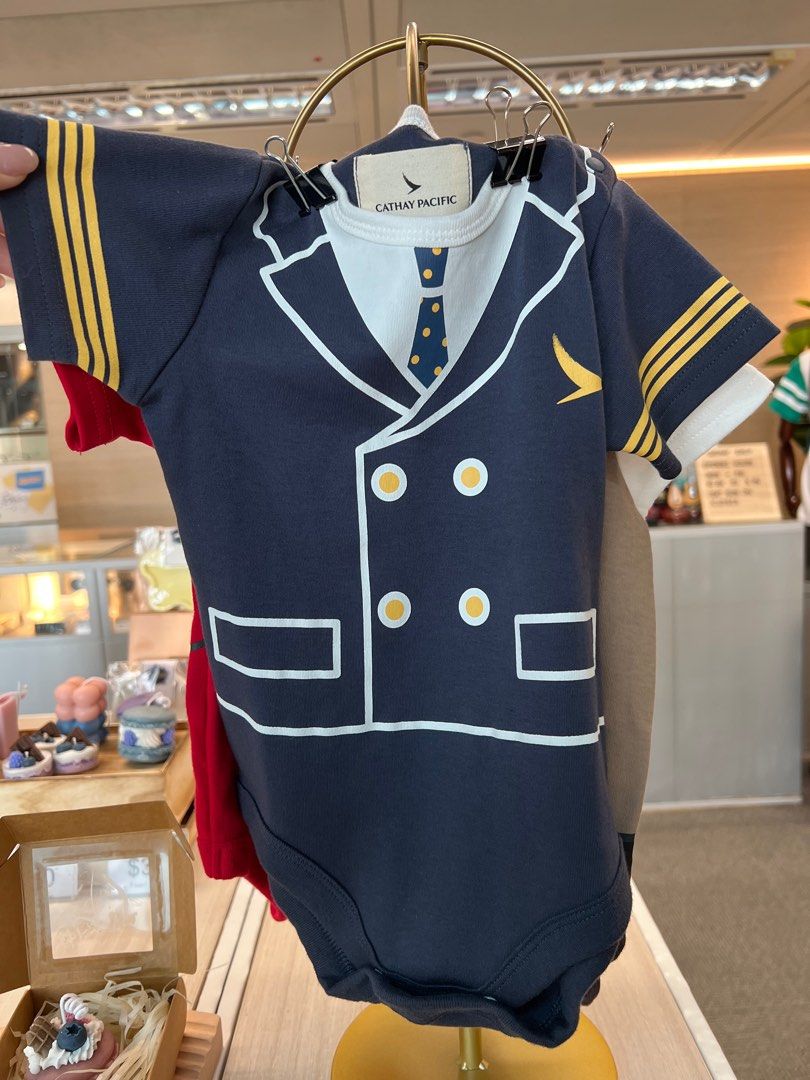 Cathay Pacific baby wear 70cm/80cm pilot cabin crew, 兒童＆孕婦用品, 嬰兒及小童流行時尚