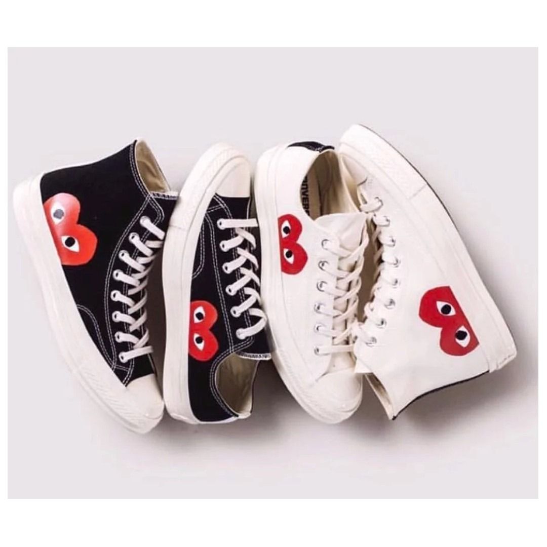 Chuck taylor converse with heart hotsell