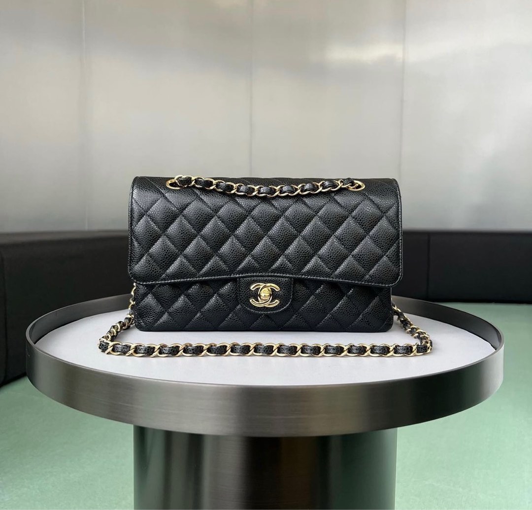 Chanel classic double hotsell flap bag medium