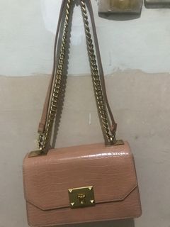 (Kategori: ) berada di . Dikirim oleh littlerack (ID iklan 1219427065, Gambar 1). Deskripsi: .