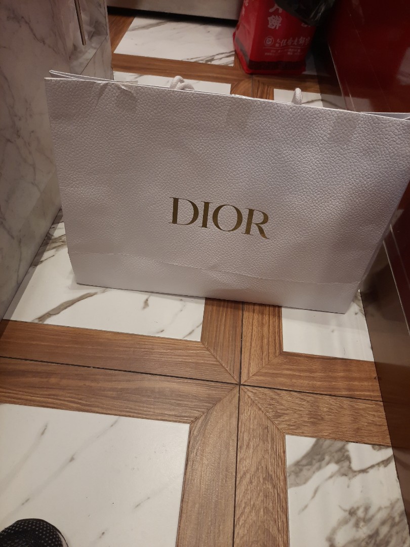 Christian Dior white paper bag, Women's Fashion, Bags & Wallets, Tote ...