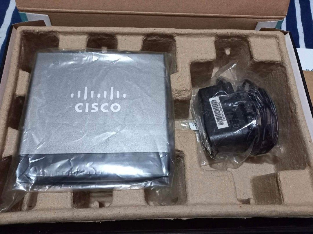 Cisco 16-Port SF 100D-16, Computers & Tech, Parts & Accessories ...