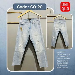 CO-20 Uniqlo Celana Jeans Ripped Highwaist Size 28-29
