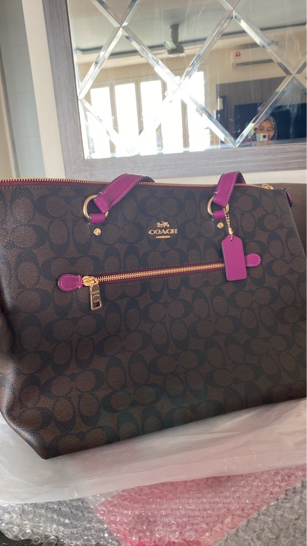 Gallery tote with ladybug print deals