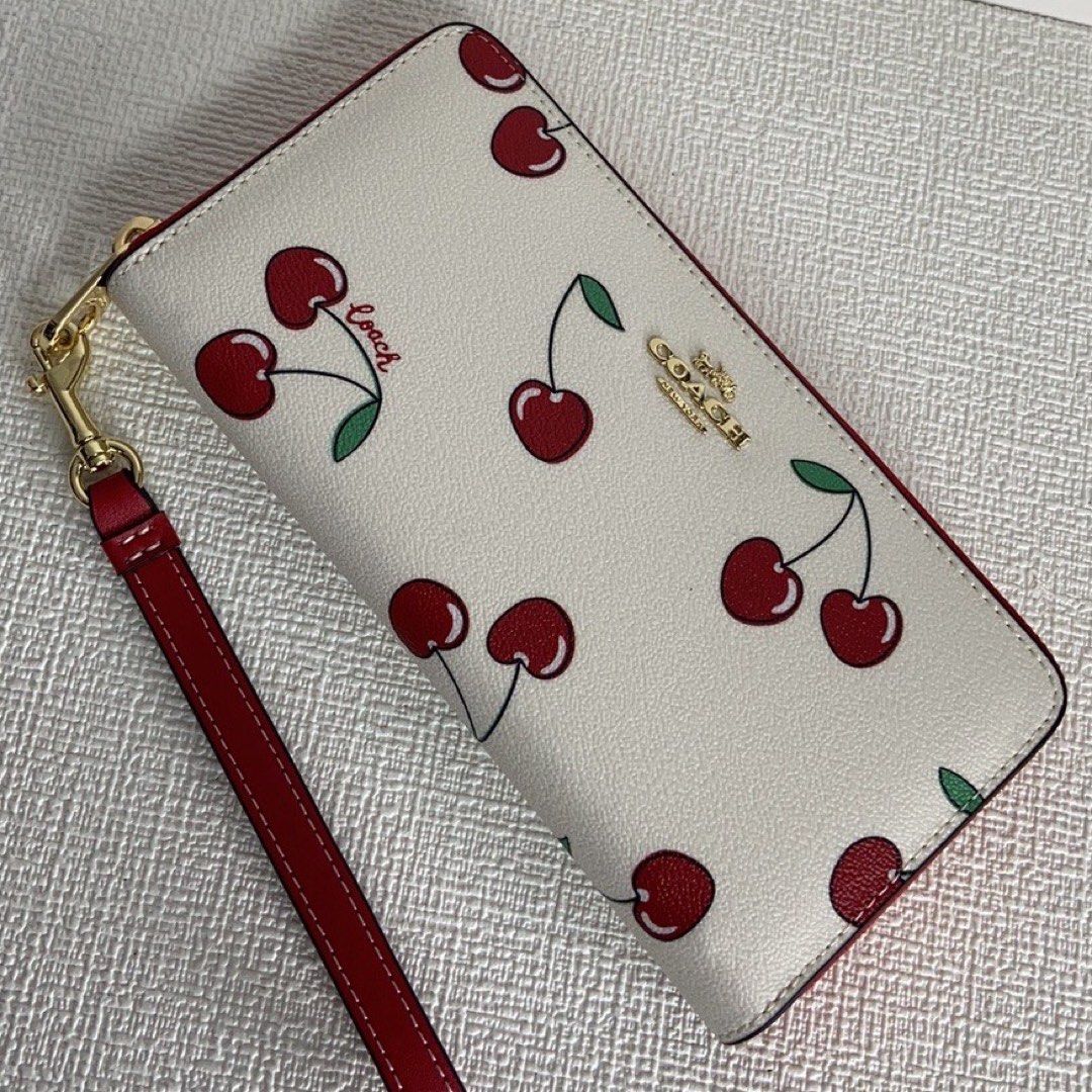 Cherry coach wallet discount