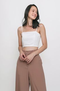 deon white cropped top