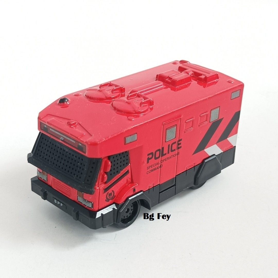 Diecast Singapore Police Special Operations Command Tactical Vehicle