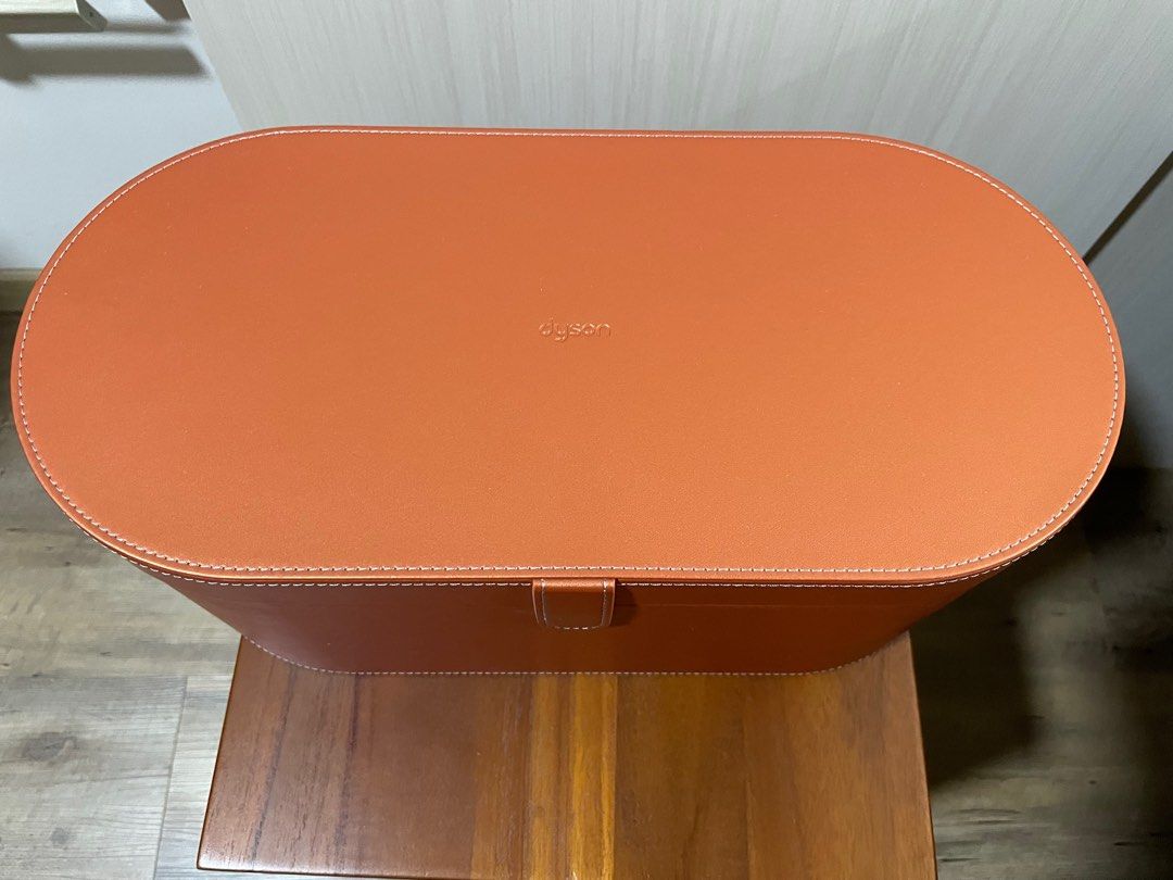 Dyson Air Wrap in Copper, Beauty & Personal Care, Hair on Carousell