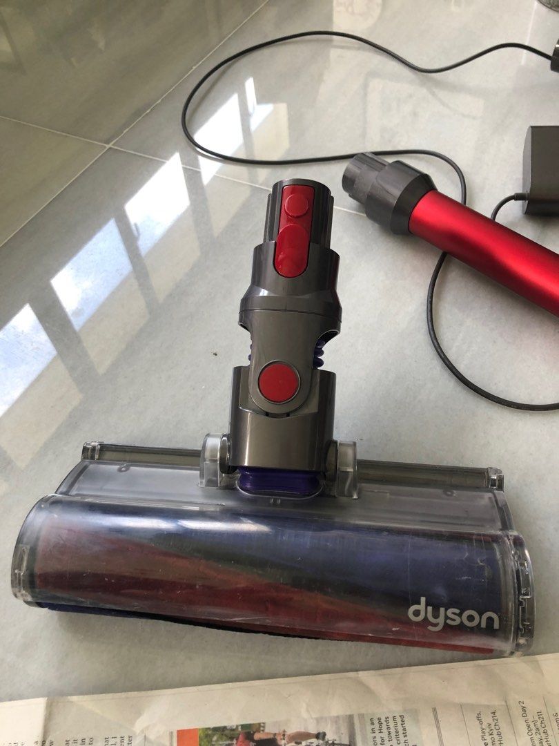Dyson vacuum V7 fluffy+, TV & Home Appliances, Vacuum Cleaner