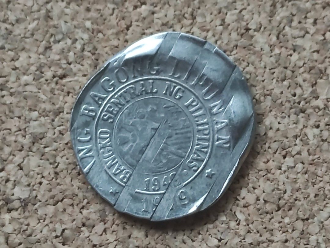Error Coin 1979 10 Sentimos, Hobbies & Toys, Memorabilia & Collectibles ...