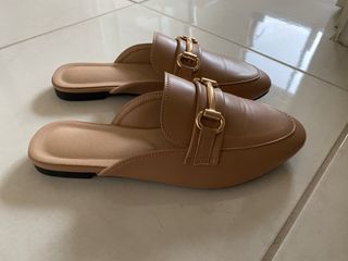 Flats Size 5
