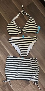 (Category: ) located in . Submitted by glitzerfame (Listing ID 1219398651, Image 1). Description: .