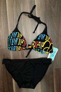 (Category: ) located in . Submitted by glitzerfame (Listing ID 1219375501, Image 1). Description: .