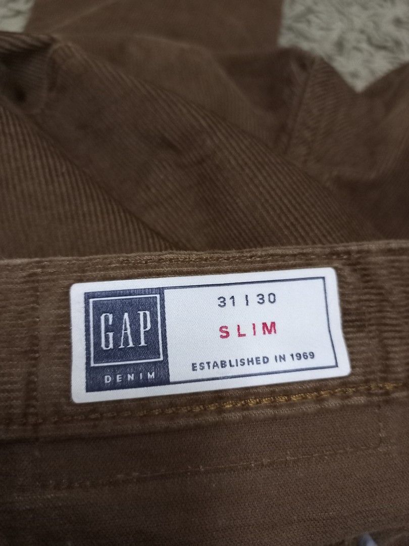 GAP corduroy jeans, Men's Fashion, Bottoms, Jeans on Carousell