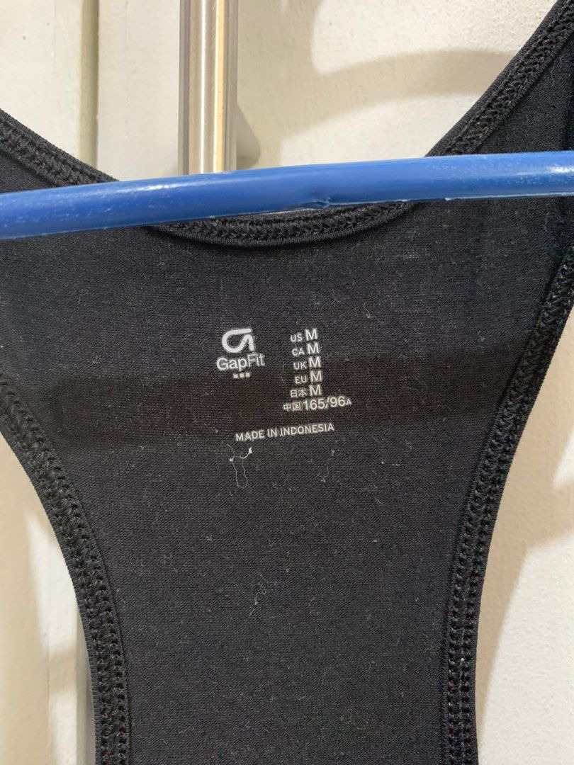 gap razorback sando • medium (Category: Activewear) located in Kawit. Submitted by aedeclutter (Listing ID 1219401013, Image 2). Description: https://shope.ee/LI3WSp0wC • authentic GAP from US ✨.