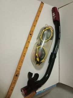 Goggles and Snorkel Set