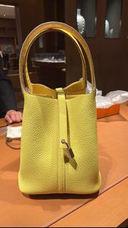 HERMES Picton 26 in yellow with crocodile strap