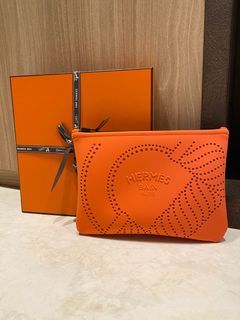 Hermes pouch