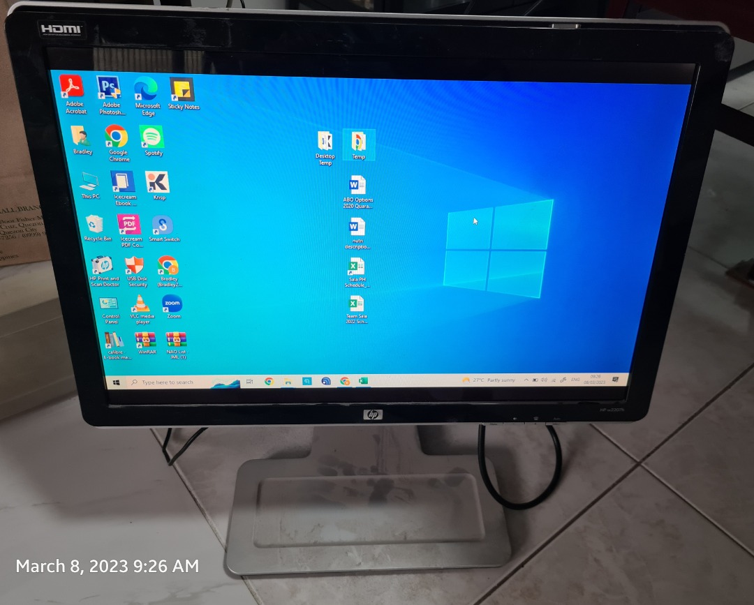 HP w2207h 22" HDMI and VGA, builtin speakers, Computers & Tech, Parts