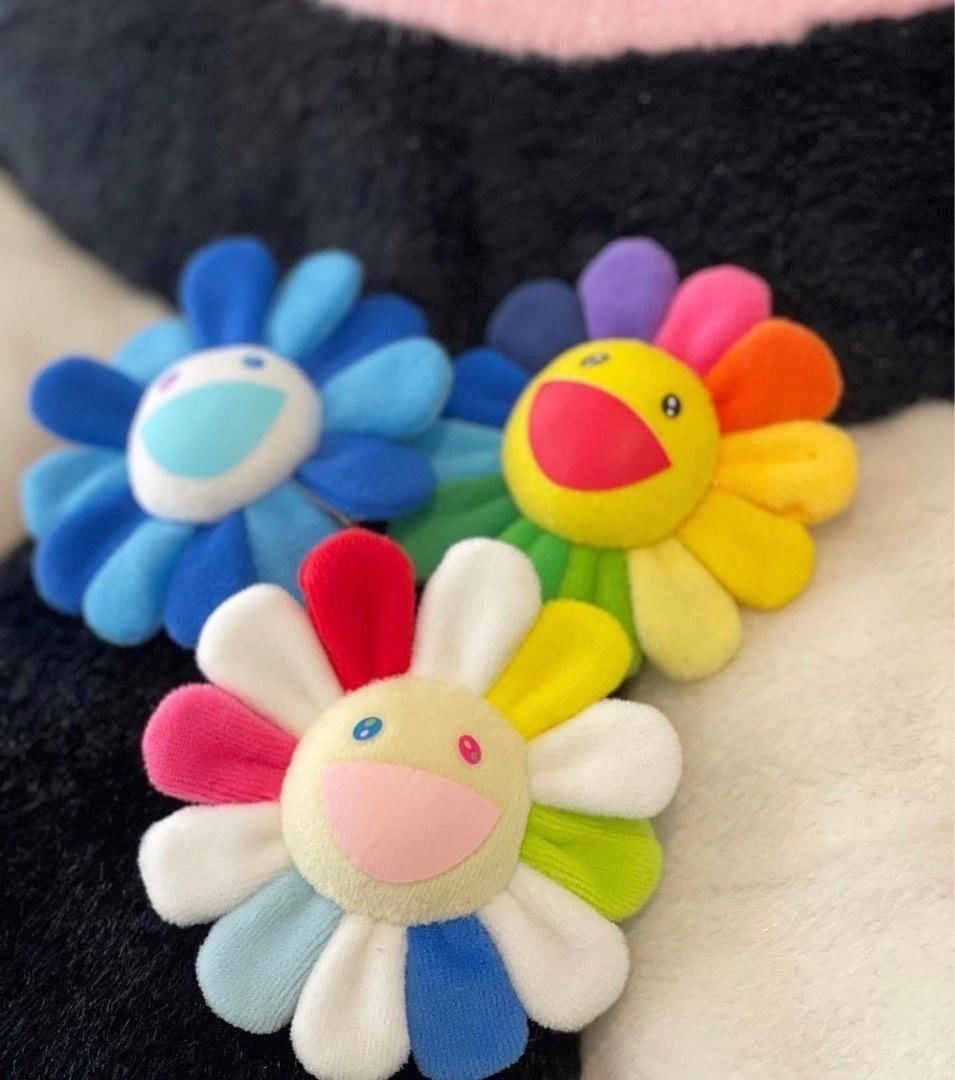 [Instock] Takashi Murakami Flower Keychain Pin