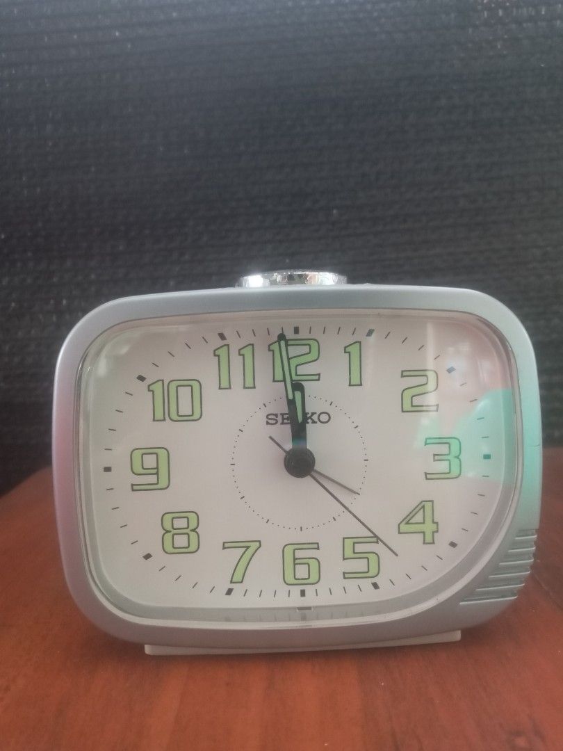 Jam weker hotsell seiko