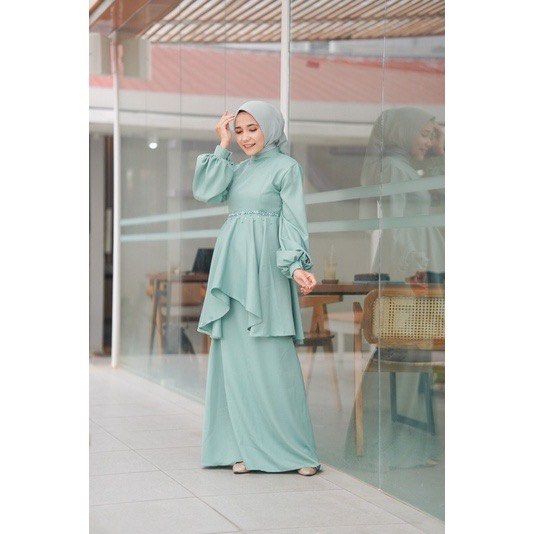 Dress hijau mint deals