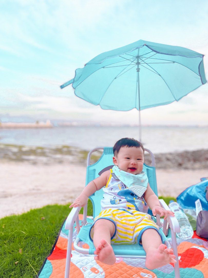 Child's best sale canopy chair