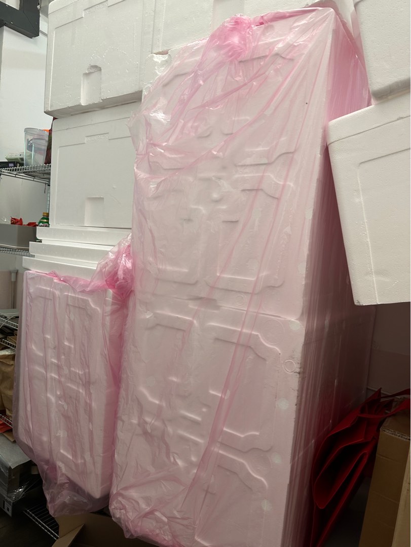 Large styrofoam boxes, Furniture & Home Living, Kitchenware & Tableware
