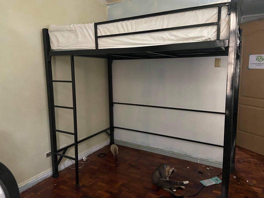 Loft bed (double) on Carousell