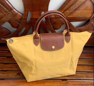 (Kategori: ) berada di . Dikirim oleh rorowati (ID iklan 1219421386, Gambar 1). Deskripsi: .