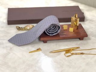 Louis vuitton necktie