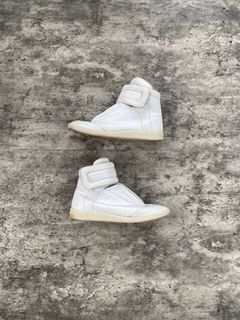 Maison margiela tabi  mm6 rick owens visvim suicoke jilsander cdg chanel prada toga pulla  hermes gucci