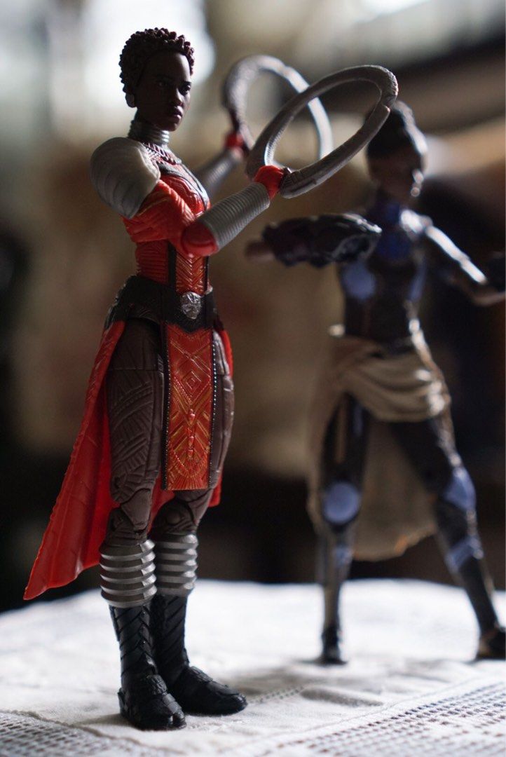 Marvel Legends Nakia and Shuri from Black Panther, Hobbies & Toys, Toys