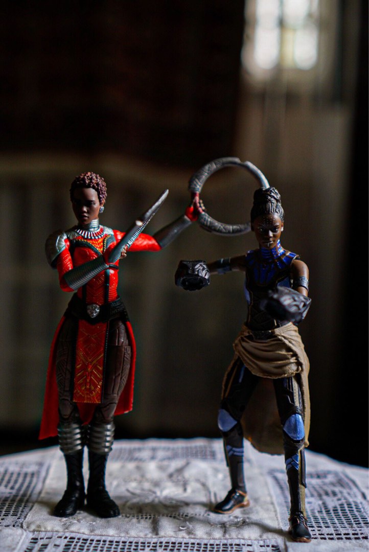 Marvel Legends Nakia and Shuri from Black Panther, Hobbies & Toys, Toys