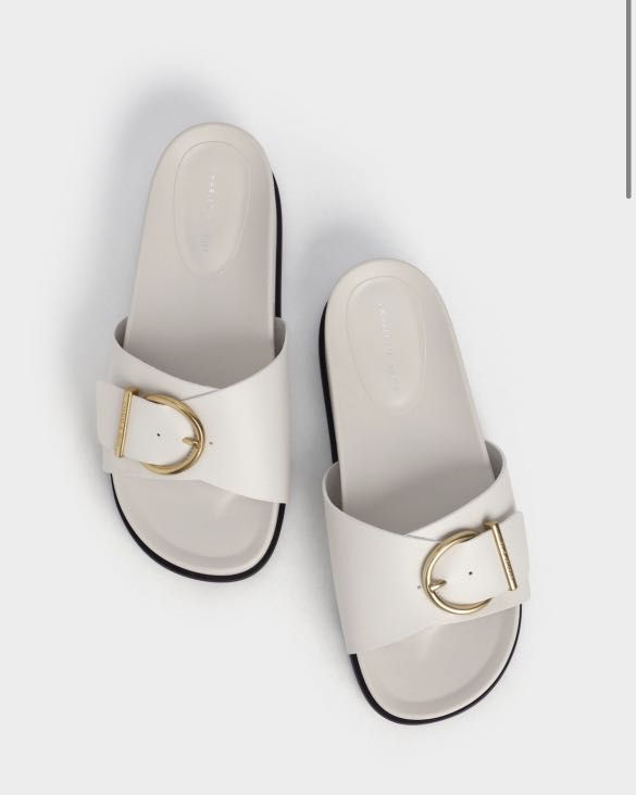 White leather flatform outlet sandals