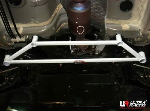 Mitsubishi Ultra Racing Strut Bar all models, Car Accessories ...