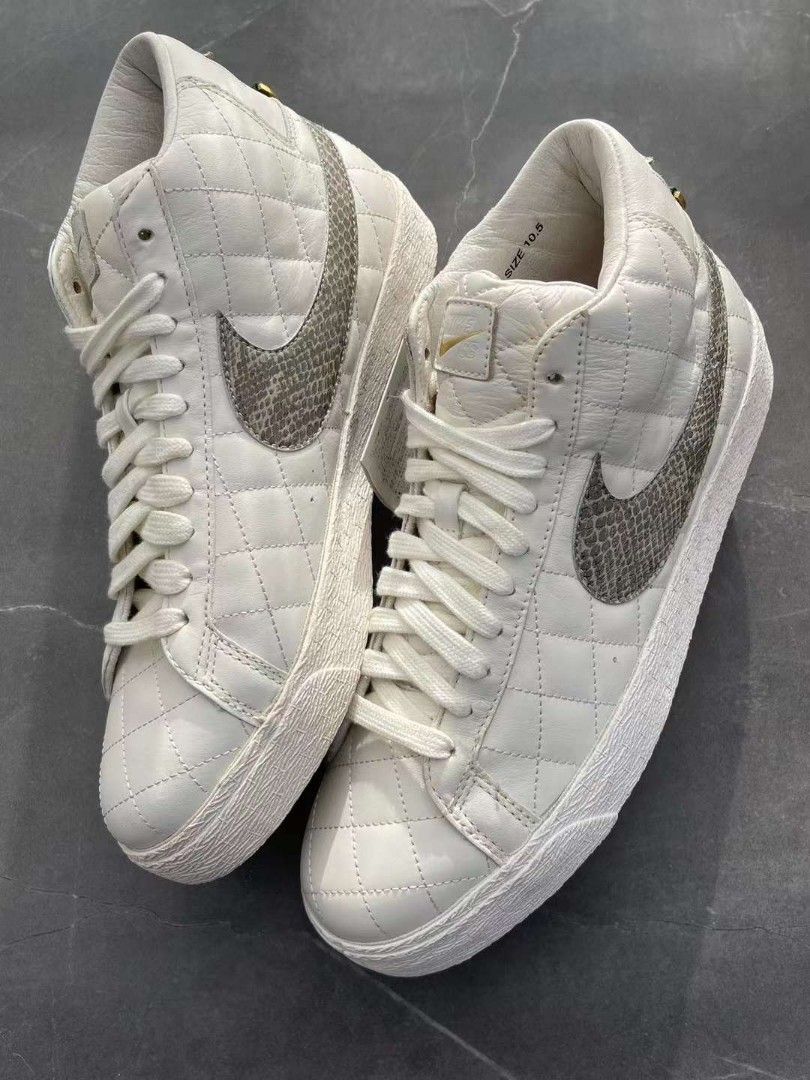 Nike supreme 2025 blazer white