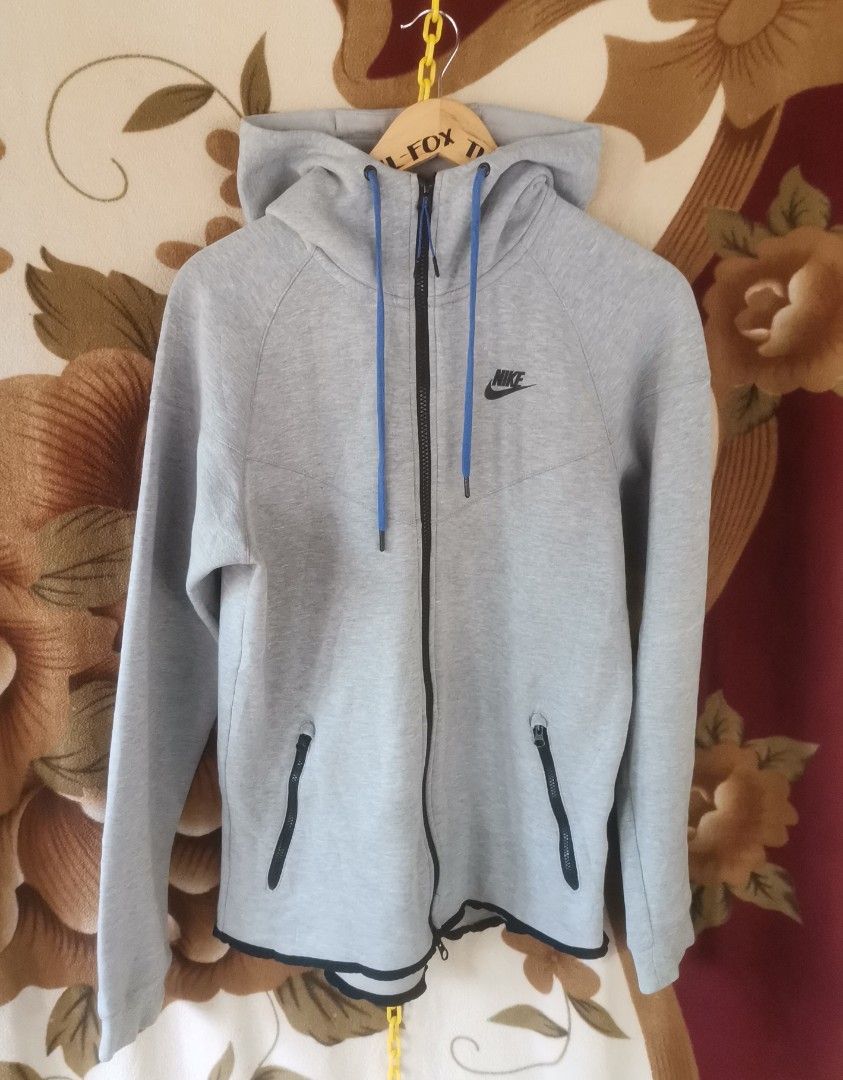 Nike TF hoodie on Carousell