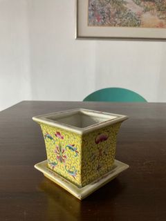 (Category: ) located in . Submitted by Quarantino (Listing ID 1219367311, Image 1). Description: .