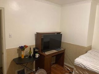 One bedroom for rent