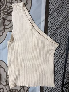 one shoulder knit top